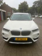 BMW X1 1.5 Sdrive18I 2016 | Executive | Pano, Auto's, BMW, 136 pk, 74 €/maand, 1370 kg, Wit