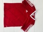 4 t-shirts adidas,jordan,ajax, Ophalen of Verzenden, Zo goed als nieuw, Jongen of Meisje, Shirt of Longsleeve