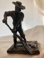 Bronzen beeld van een grondwerker - AMKO, Ophalen of Verzenden
