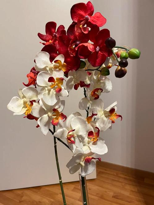 Orchideeën 3 takken zijden bloemen evt in glazen vaasje, Huis en Inrichting, Woonaccessoires | Kunstplanten en Kunstbloemen, Zo goed als nieuw