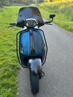 Vespa sprint, Fietsen en Brommers, Overige modellen, Maximaal 45 km/u, Ophalen of Verzenden, Zo goed als nieuw