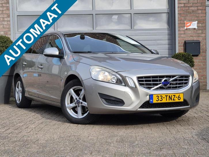 Volvo V60 1.6 T4 Momentum Automaat. Perfect onderhouden. Afn, Auto's, Volvo, Bedrijf, Te koop, V60, ABS, Airbags, Airconditioning