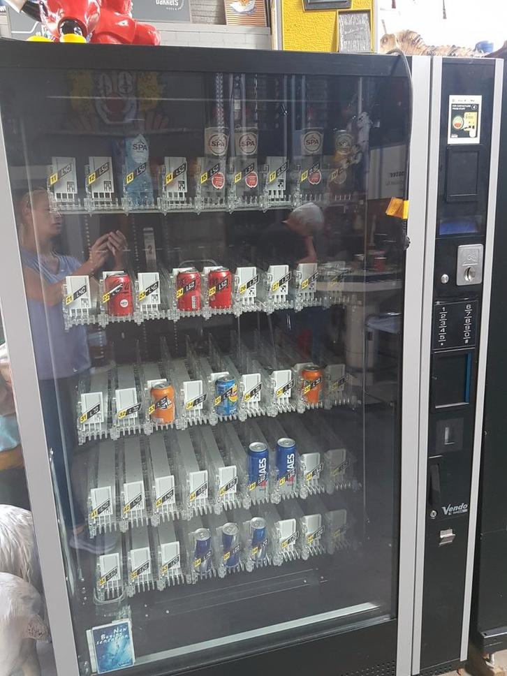 Vendo frisdrank automaat G9 designline, Verzamelen, Automaten | Overige, Ophalen