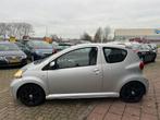 Toyota Aygo 1.0-12V - Airco - Nieuwe Apk -, Auto's, Toyota, Voorwielaandrijving, Stof, Gebruikt, Zwart