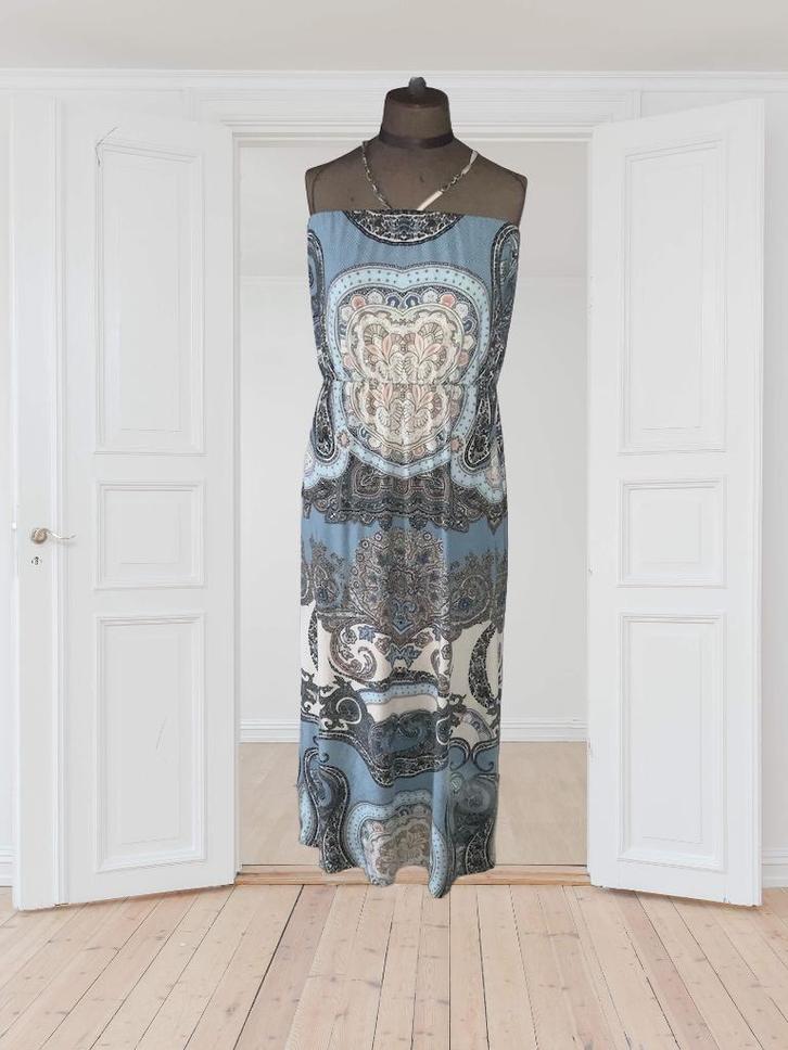 Lange jurk K-Design xl, Kleding | Dames, Jurken, Zo goed als nieuw, Maat 46/48 (XL) of groter, Onder de knie, Verzenden