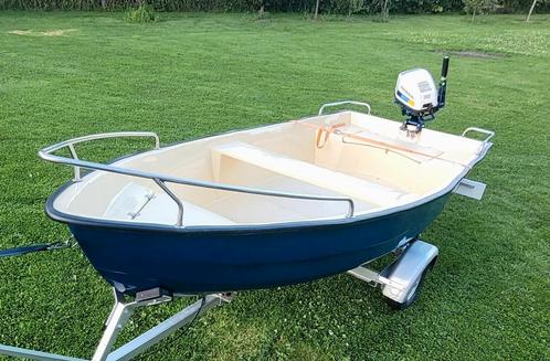 Toer / Visboot 3,7m complete set met trailer en motor, Watersport en Boten, Vis- en Consoleboten, Zo goed als nieuw, Tot 10 pk