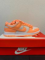 Nike Dunk Low Peach (W) | Maat 38 | Nieuw, Richard, Info@nike.com, Nike, Nieuw