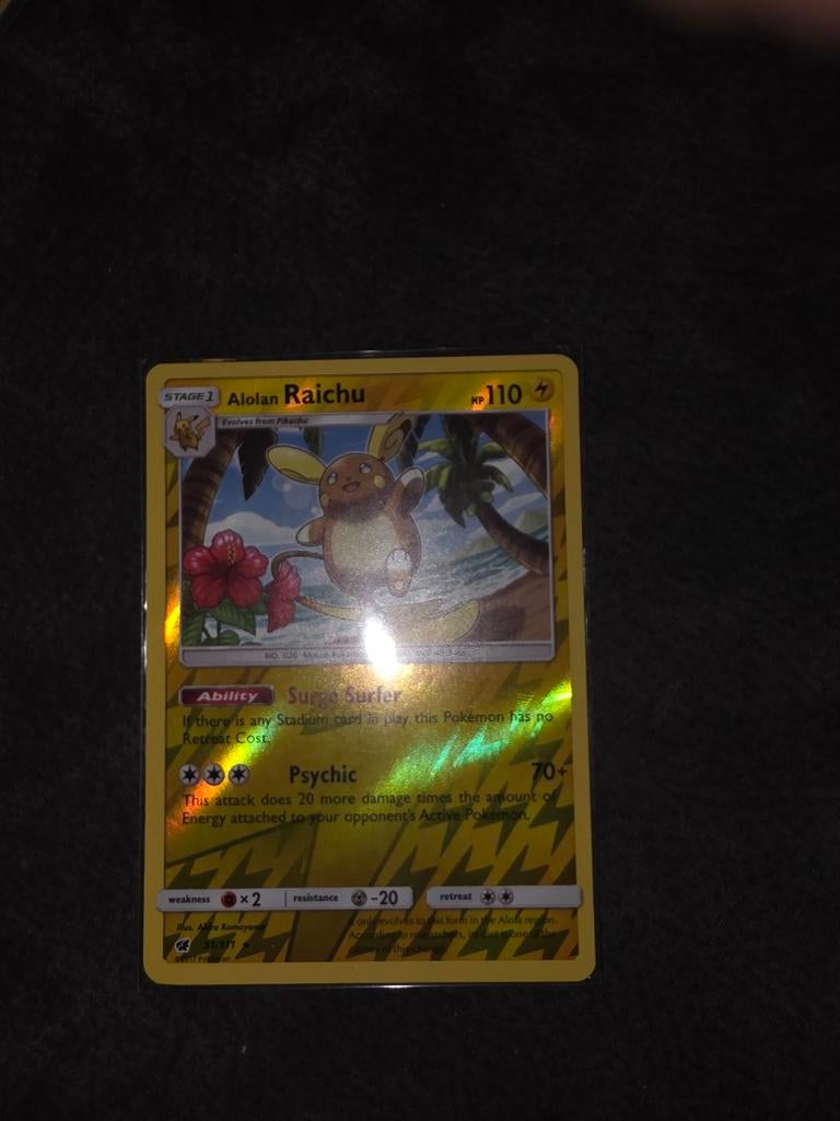 Alolan raichu Reverse holo 31/111 Crimson Invasion, Hobby en Vrije tijd, Verzamelkaartspellen | Pokémon, Ophalen of Verzenden