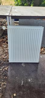 Radiator, Doe-het-zelf en Verbouw, Verwarming en Radiatoren, Ophalen, 30 tot 80 cm, Radiator, Zo goed als nieuw