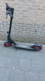 Electrische step, Fietsen en Brommers, Steps, Ophalen, Zo goed als nieuw, Elektrische step (E-scooter)