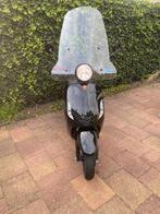 LaSouris 25kmh blauwe kenteken bj.2022, Fietsen en Brommers, Snorfietsen en Snorscooters, Zo goed als nieuw, Benzine, Ophalen