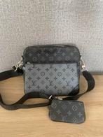 LOUIS VUITTON TRIO BAG, Zwart, Nieuw, Leer, Ophalen