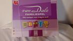 Van Dale Familiespel taalspel, Hobby en Vrije tijd, Gezelschapsspellen | Bordspellen, Een of twee spelers, Ophalen of Verzenden