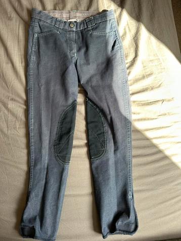 Paardrijbroek maat 152 beschikbaar voor biedingen