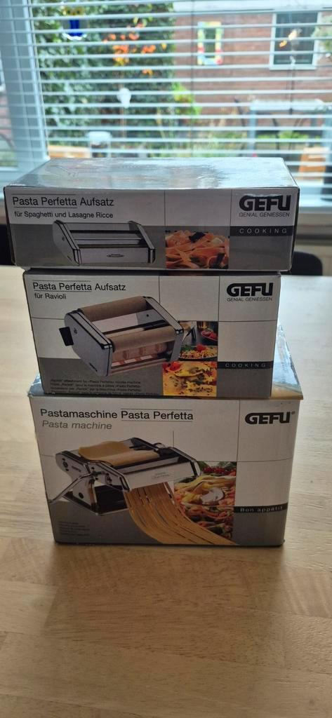 GEFU pastamachine met uitbreiding., Witgoed en Apparatuur, Keukenmixers, 4 liter of meer, 3 snelheden of meer, Ophalen of Verzenden