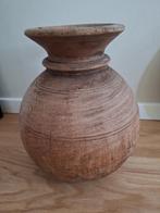 Nepalese pot., Huis en Inrichting, Woonaccessoires | Vazen, Minder dan 50 cm, Zo goed als nieuw, Ophalen