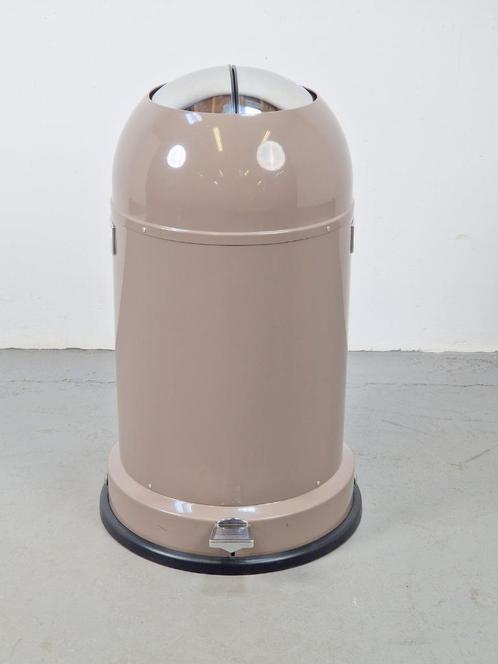 Wesco Kickmaster Classic Line Soft 33 Liter Soft Warm Grey, Huis en Inrichting, Woonaccessoires | Prullenbakken, Zo goed als nieuw