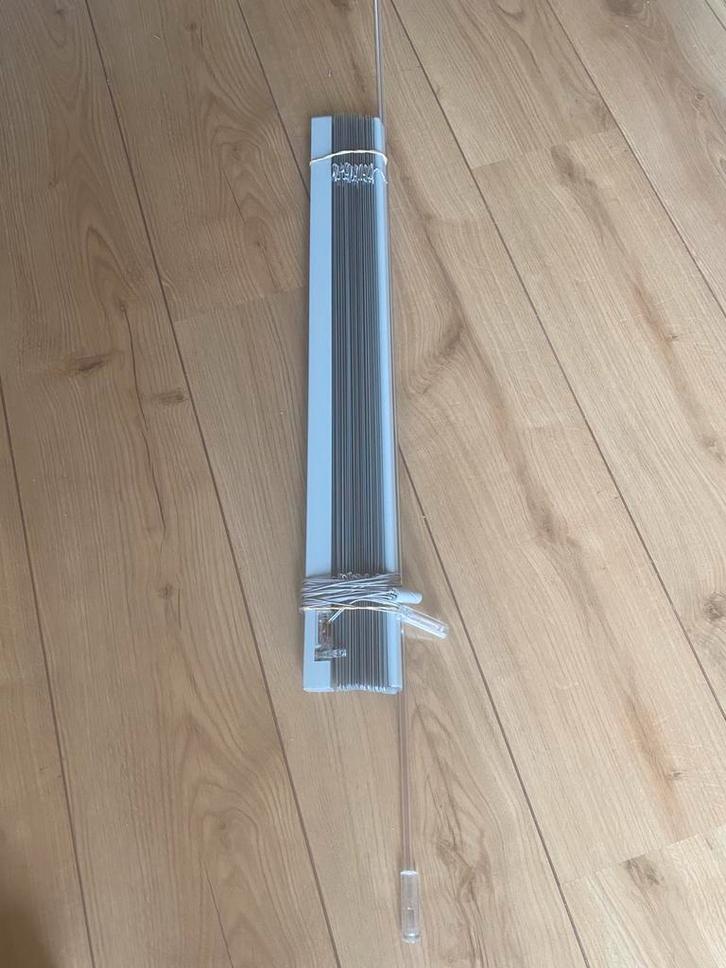 Mooie jaloezie op maat, Huis en Inrichting, Stoffering | Gordijnen en Lamellen, Zo goed als nieuw, Ophalen of Verzenden