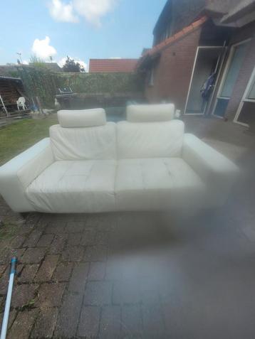 Gratis leren bankstel beschikbaar voor biedingen