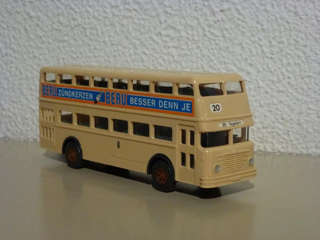 WIKING nr.722 Büssing D2U-55 dubbeldekker (BVG), Hobby en Vrije tijd, Modelauto's | 1:87, Ophalen of Verzenden, Zo goed als nieuw