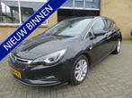 Opel Astra 1.6 Innovation-147KW-LEER-NAVI-CRUISE-NAP!, Auto's, Voorwielaandrijving, 4 cilinders, Zwart, Leder