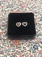 Gouden oorbellen hartjes stekers vintage klein 14 karaat 585, Ophalen of Verzenden, Goud, Goud, Knopjes of Stekers