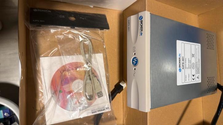 IUPS-401 Bicker ups stroomverziening, Computers en Software, Noodvoedingen (UPS), Nieuw, Verzenden