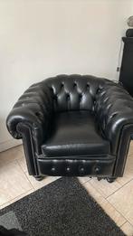 Originele bruine chesterfield stoel Met leerverf zwart, Ophalen, Gebruikt