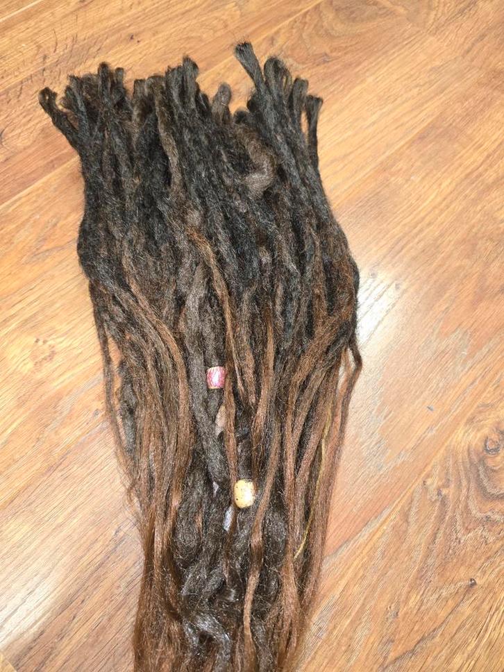 44stuks prachtige synthetische handgemaakte dreadlocks €8,50, Sieraden, Tassen en Uiterlijk, Uiterlijk | Haarverzorging, Nieuw