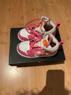 Nike Jordan Maat 25, Kinderen en Baby's, Kinderkleding | Schoenen en Sokken, Meisje, Nike Jordan, Gebruikt, Ophalen of Verzenden