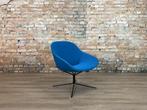 Artifort Beso blauw bij TheReSales, Huis en Inrichting, Stoelen, Twee, Blauw, Ophalen of Verzenden, Zo goed als nieuw
