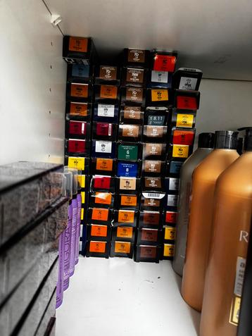 Redken Haarverf Zonder Ammoniak – Diverse Tubes beschikbaar voor biedingen