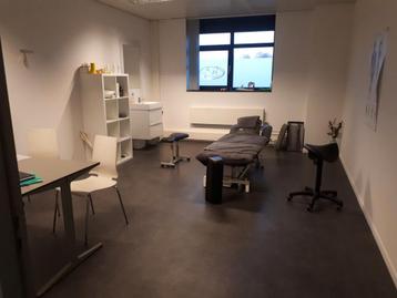 Behandel/ werkkamer te huur. In Medisch Centrum Middelharnis beschikbaar voor biedingen