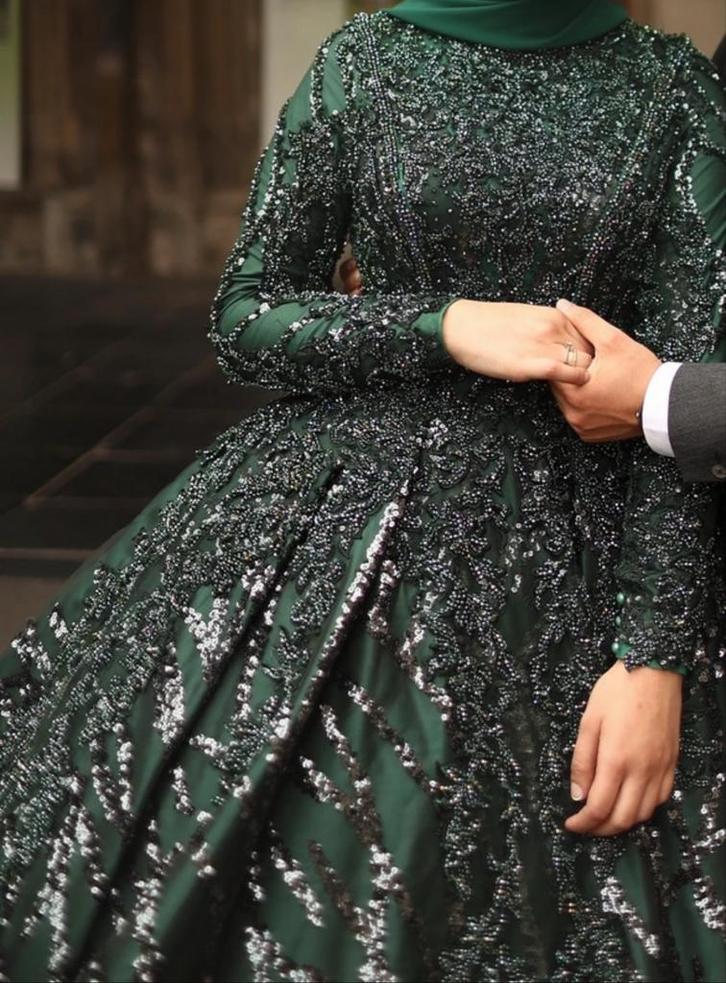 Prachtige groene trouwjurk, Kleding | Dames, Trouwkleding en Trouwaccessoires, Zo goed als nieuw, Trouwjurk, Zwart, Ophalen of Verzenden