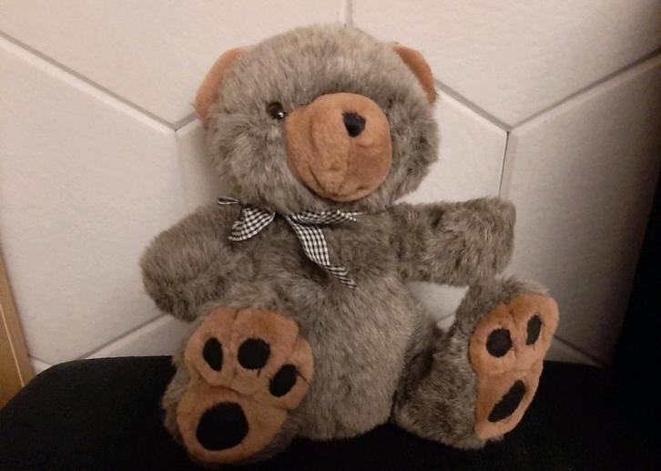 Teddybeer knuffel middelmatige grootte, Kinderen en Baby's, Speelgoed | Knuffels en Pluche, Zo goed als nieuw, Beer, Ophalen of Verzenden