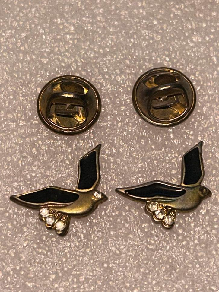Vogel 1, Verzamelen, Speldjes, Pins en Buttons, Zo goed als nieuw, Speldje of Pin, Dier of Natuur, Ophalen of Verzenden