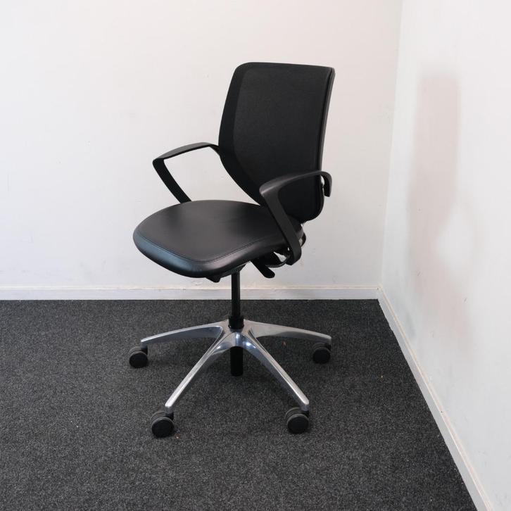 Giroflex 313, Bureaustoel, Zwart Leder, Bureaustoelen, Huis en Inrichting, Bureaustoelen, Gebruikt, Bureaustoel, Zwart, Ophalen of Verzenden