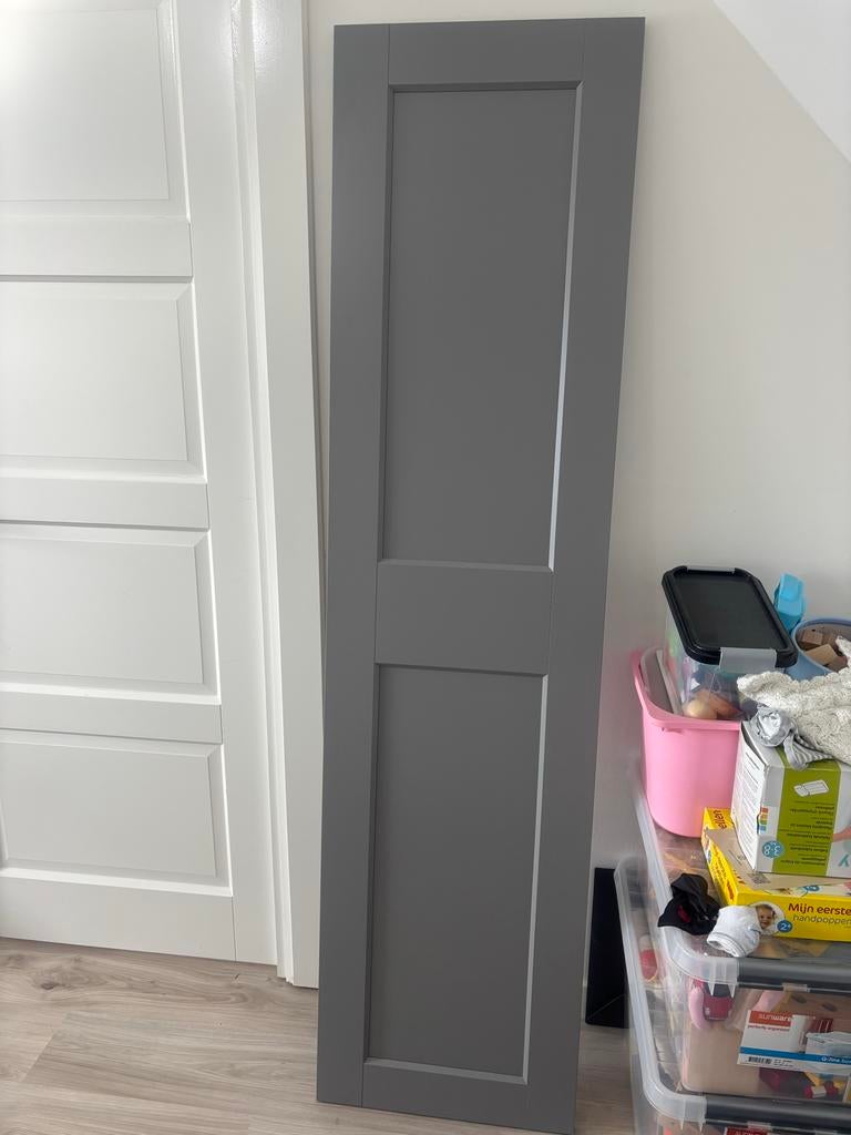 Ikea Grimo kastdeur 50x95cm - Grijs, Doe-het-zelf en Verbouw, Deuren en Horren, Zo goed als nieuw, Binnendeur, Minder dan 200 cm