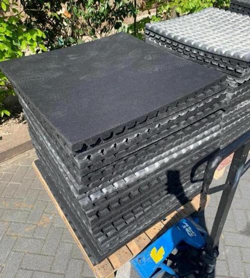 Stalmatten 100x100 4cm dik, Dieren en Toebehoren, Stalling en Weidegang, Stalling, Weidegang, 4 paarden of pony's of meer