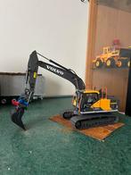 Volvo EC220EL AT collections 1:32 verbouwd, Ophalen of Verzenden, Zo goed als nieuw, Tractor of Landbouw, Overige merken