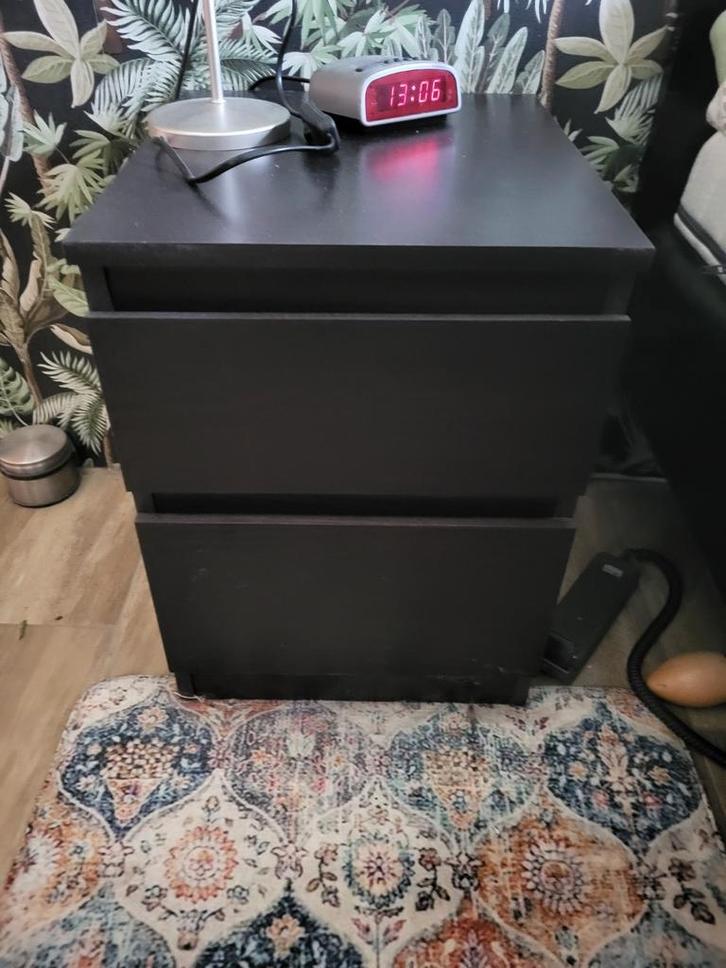 2 Malm nachtkastjes - gebruikt, Huis en Inrichting, Slaapkamer | Nachtkastjes, Gebruikt, Minder dan 55 cm, Minder dan 45 cm, Hout