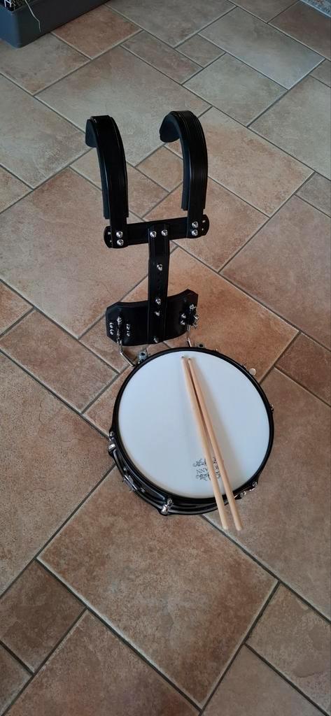 Marching Snare Drum set, Muziek en Instrumenten, Drumstellen en Slagwerk, Zo goed als nieuw, Overige merken, Ophalen