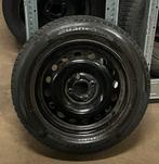 Renault Clio 2018 winterbanden en velgen 185/60/R15, Auto-onderdelen, Banden en Velgen, Ophalen, Gebruikt, 15 inch, Banden en Velgen