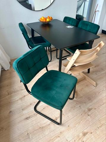4 Donkergroene Velvet Stoelen - Kick Collection beschikbaar voor biedingen