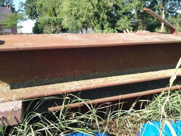 IJzeren balk: H 17,3 x B 18 x L 255 cm. beschikbaar voor biedingen