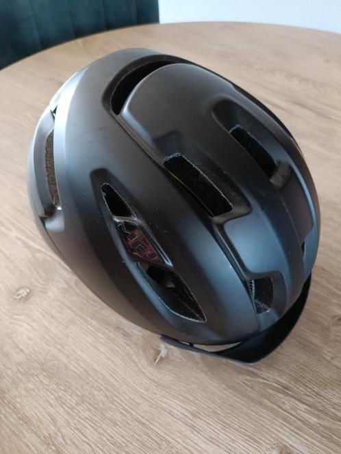 MET Urbex MIPS Fietshelm - Maat M (56-58cm), Fietsen en Brommers, Fietsaccessoires | Fietshelmen, Zo goed als nieuw, Heer of Dame