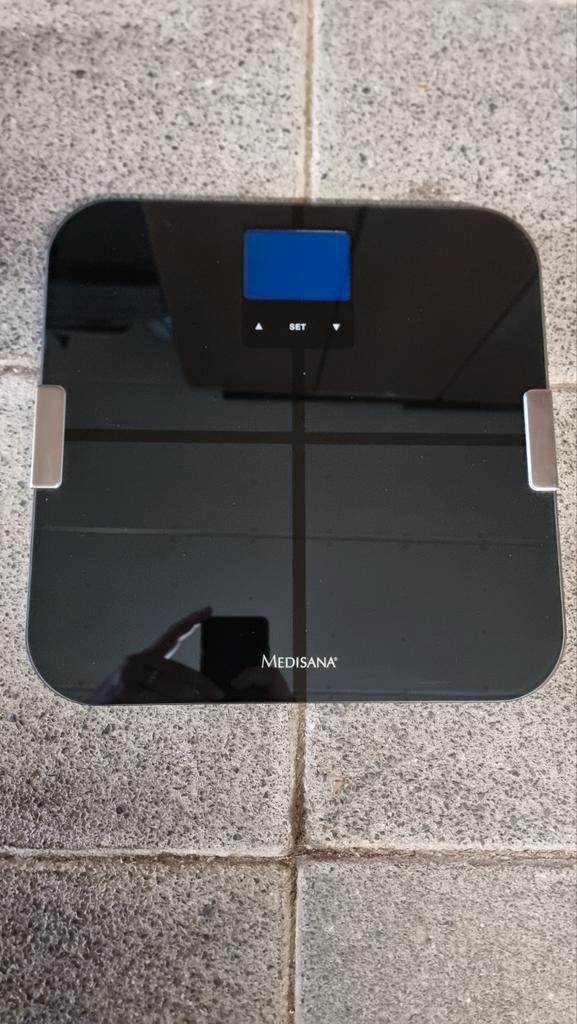Medisana BS 440 – Digitale Personenweegschaal met App, Witgoed en Apparatuur, Weegschalen, Zo goed als nieuw, Digitaal, Personenweegschaal
