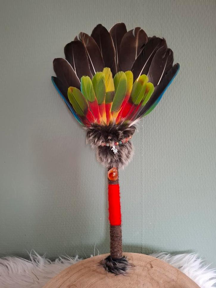 Smudge veren waaier papagaai, feather fan, sjamanisme, Antiek en Kunst, Kunst | Niet-Westerse kunst, Ophalen of Verzenden
