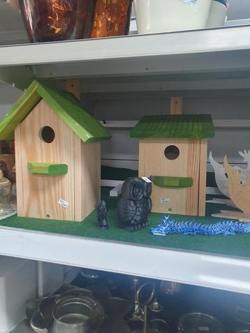 Handgemaakt Vogelhuisje - Hout beschikbaar voor biedingen