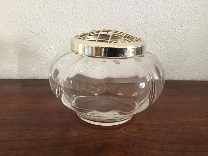 Glazen bloemen steker / engelse rozenkom /bloemenhouder, Antiek en Kunst, Antiek | Glas en Kristal, Ophalen of Verzenden